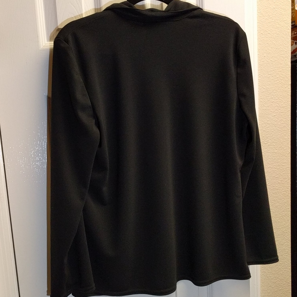 Donated - Sharp Collar Button Top - Picture 6 of 7